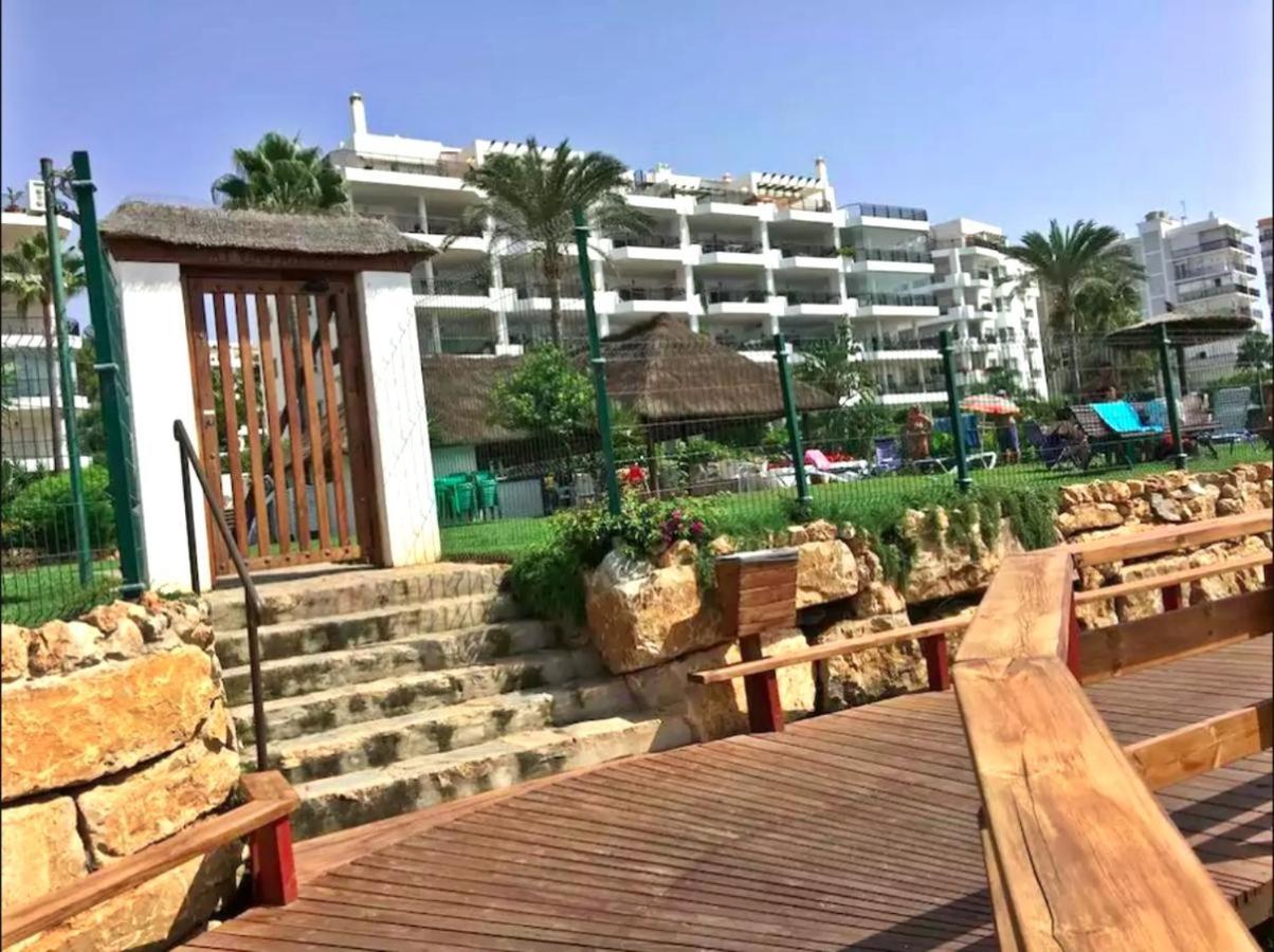 Mi Capricho, Beachfront, Grownfloor, Private Garden & Terrace Sitio de Calahonda Ngoại thất bức ảnh