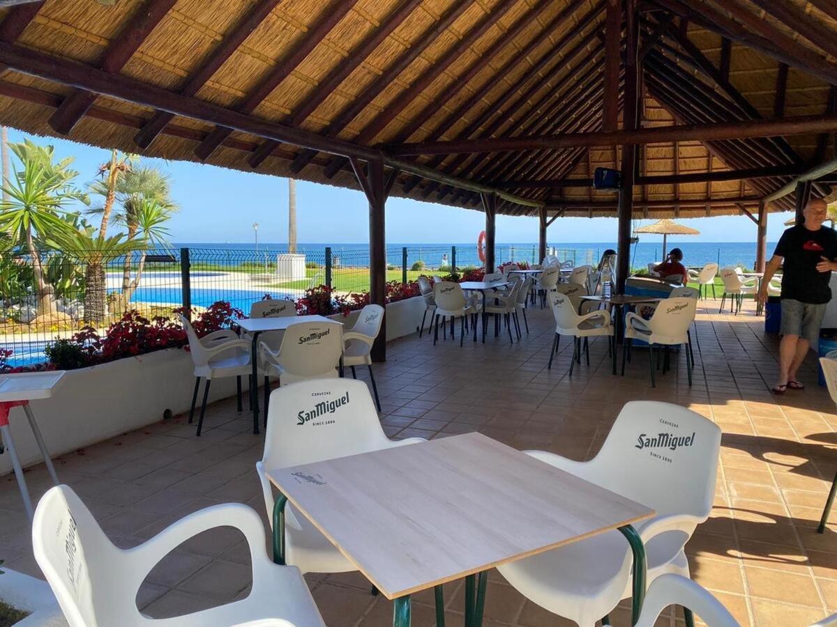 Mi Capricho, Beachfront, Grownfloor, Private Garden & Terrace Sitio de Calahonda Ngoại thất bức ảnh