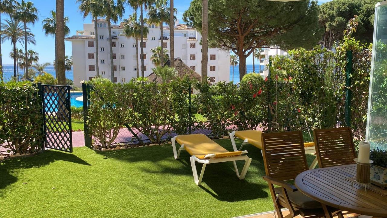 Mi Capricho, Beachfront, Grownfloor, Private Garden & Terrace Sitio de Calahonda Ngoại thất bức ảnh