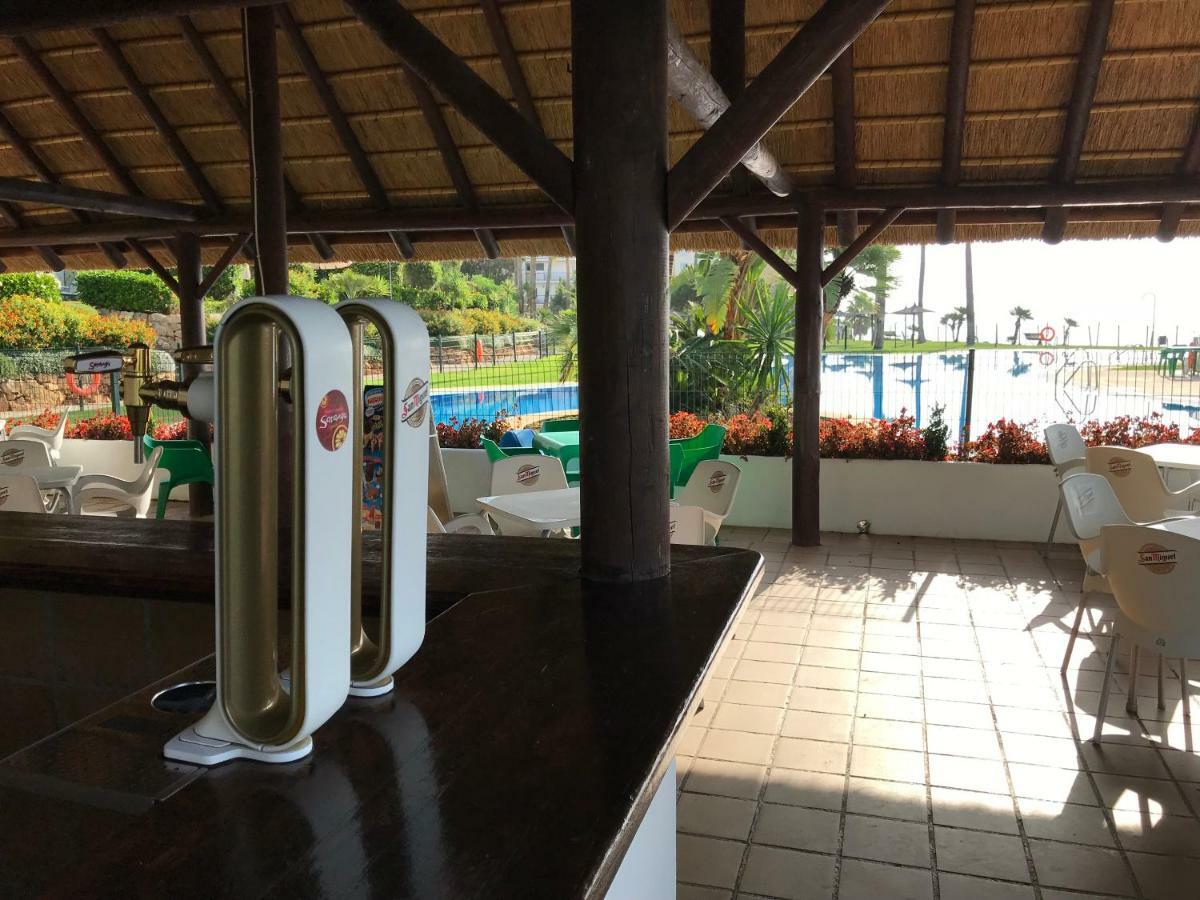 Mi Capricho, Beachfront, Grownfloor, Private Garden & Terrace Sitio de Calahonda Ngoại thất bức ảnh