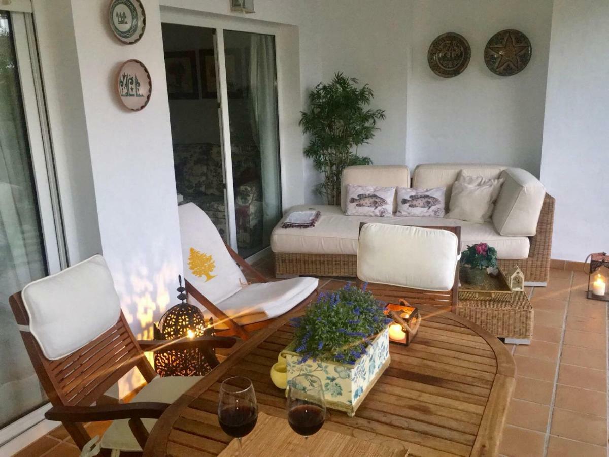 Mi Capricho, Beachfront, Grownfloor, Private Garden & Terrace Sitio de Calahonda Ngoại thất bức ảnh