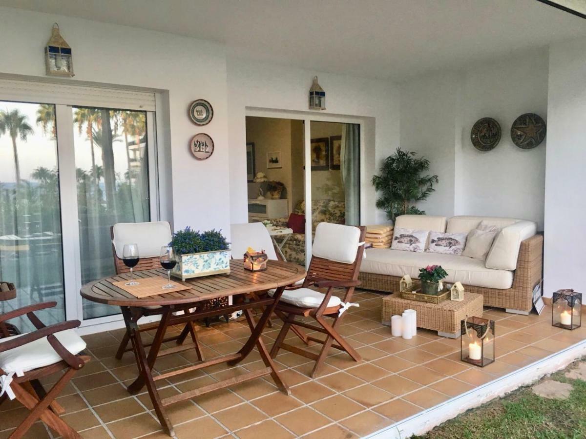 Mi Capricho, Beachfront, Grownfloor, Private Garden & Terrace Sitio de Calahonda Ngoại thất bức ảnh