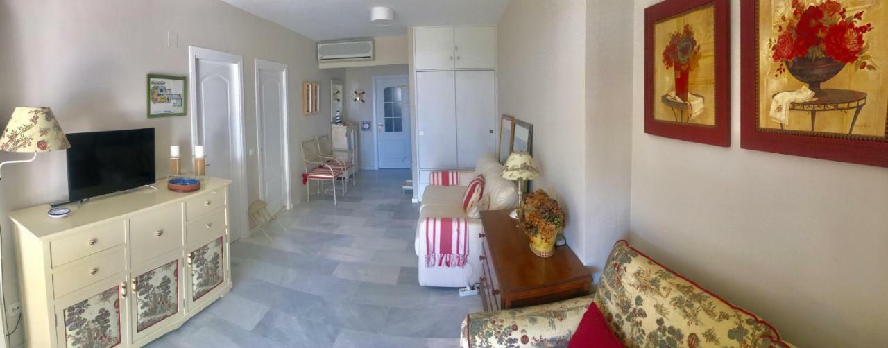 Mi Capricho, Beachfront, Grownfloor, Private Garden & Terrace Sitio de Calahonda Ngoại thất bức ảnh